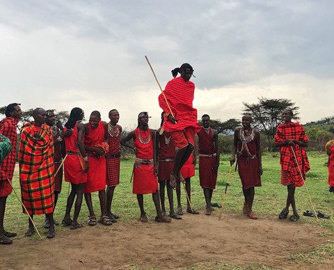 Cuộc sống bí ẩn của bộ tộc nghèo giữa miền hoang dã Kenya