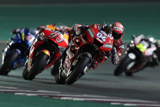 Ducati bị bốn hãng xe máy kiện vì 'chơi xấu' trên đường đua