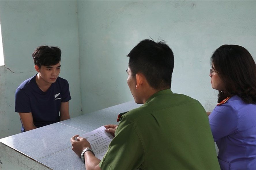 tin-tuc-an-ninh-hinh-su-moi-nhat-ngay-173-co-giao-mam-non-bi-phu-huynh-hanh-hung-da-man-sat-hai-chu-nha-tro-vi-nhac-nho-an-nhau