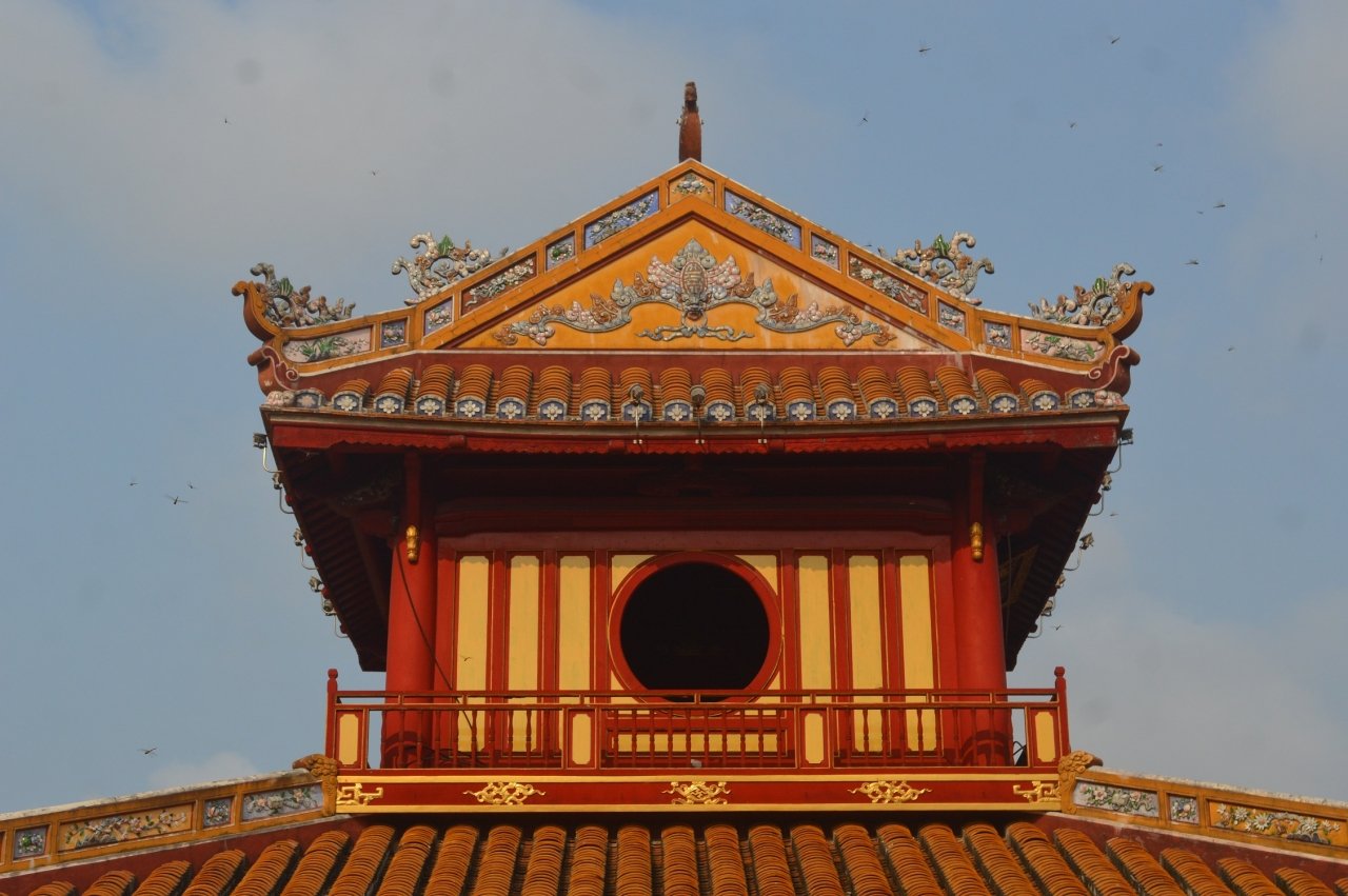 cong-trinh-in-tren-to-tien-50-ngan-dong-nam-o-dau