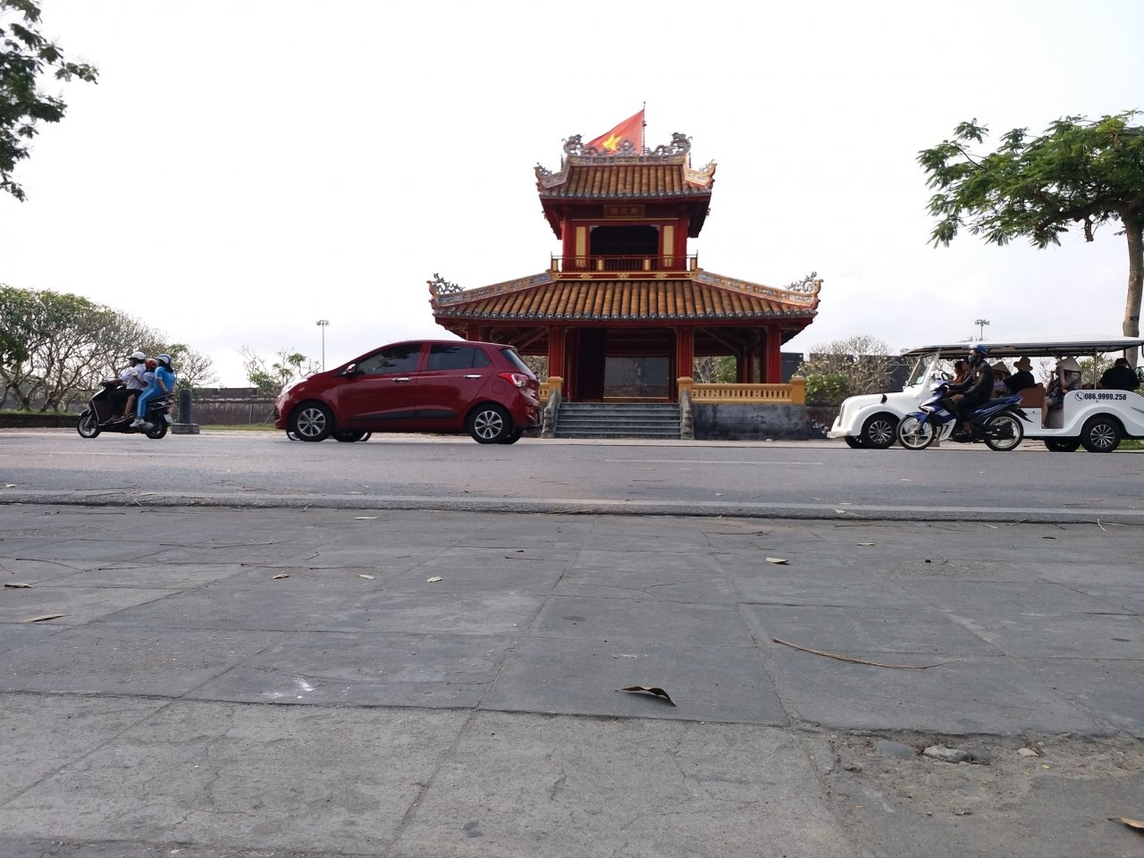 cong-trinh-in-tren-to-tien-50-ngan-dong-nam-o-dau