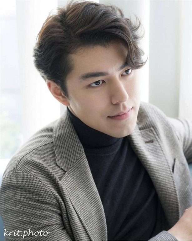 ngoai-hinh-cuc-pham-cua-nam-dien-vien-yeu-nham-ban-than-khien-chi-em-ngan-ngo