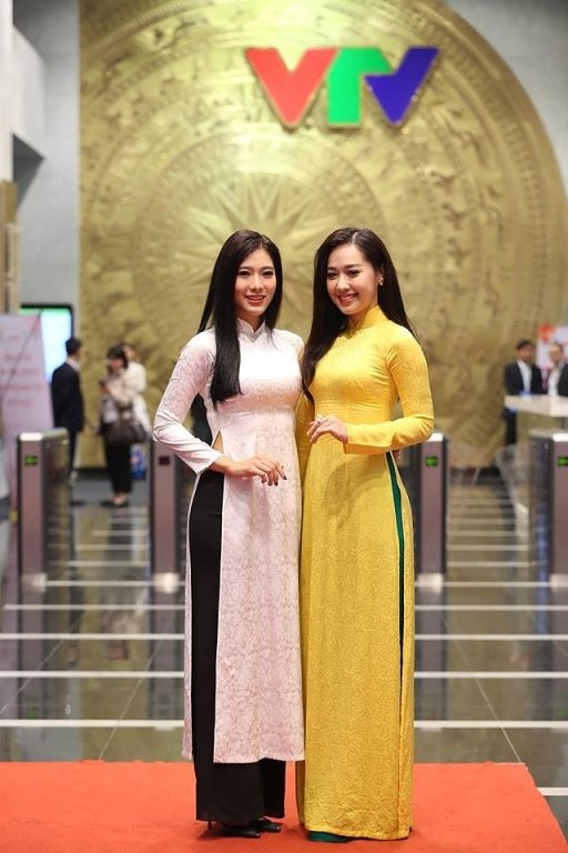 dan-nguoi-dep-hoa-hau-viet-nam-khoe-sac-trong-buoi-tuyen-duong-guong-mat-tre-2018