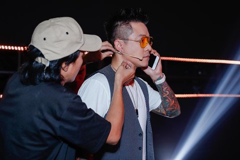 Danh ca Tuấn Ngọc, Thanh Hà căng thẳng ở hậu trường ghi hình The Voice
