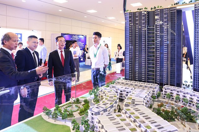 bds-ung-dung-cong-nghe-40-cua-sunshine-group-xuat-hien-an-tuong-tai-hoi-nghi-quoc-te-irec-2018
