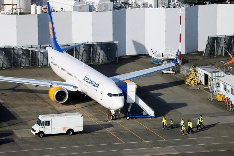 Dan may bay 737 MAX tai nha may Boeing nhin tu tren khong hinh anh 5 
