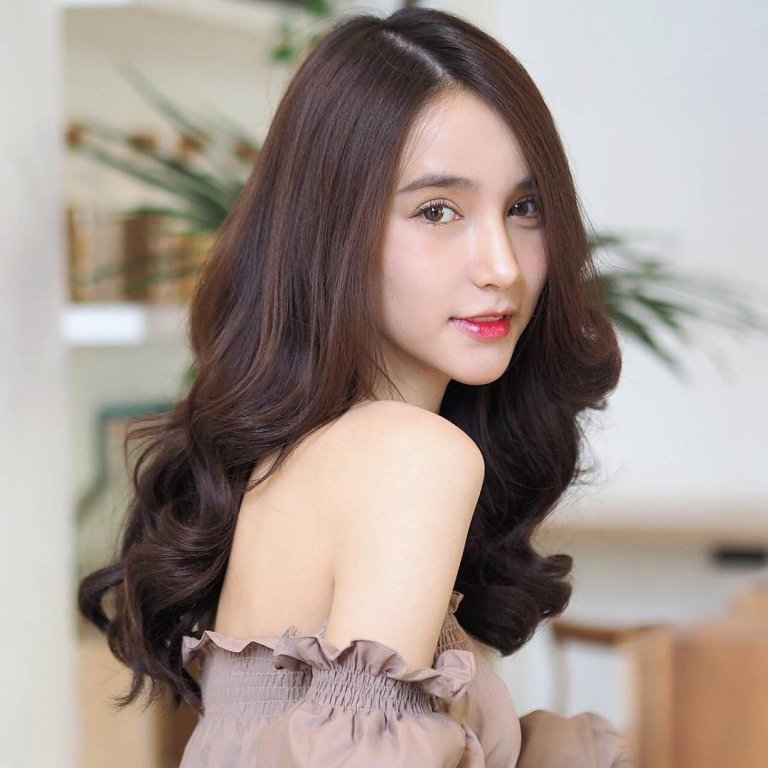 Soi mặt mộc của dàn mỹ nhân chuyển giới hot nhất Thái Lan: Nong Poy quá đỉnh, Yoshi đẹp tựa thiên thần đời thực - Ảnh 13. Soi mặt mộc của dàn mỹ nhân chuyển giới hot nhất Thái Lan: Nong Poy quá đỉnh, Yoshi đẹp tựa thiên thần đời thực