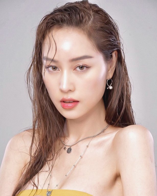 Soi mặt mộc của dàn mỹ nhân chuyển giới hot nhất Thái Lan: Nong Poy quá đỉnh, Yoshi đẹp tựa thiên thần đời thực - Ảnh 27. Soi mặt mộc của dàn mỹ nhân chuyển giới hot nhất Thái Lan: Nong Poy quá đỉnh, Yoshi đẹp tựa thiên thần đời thực