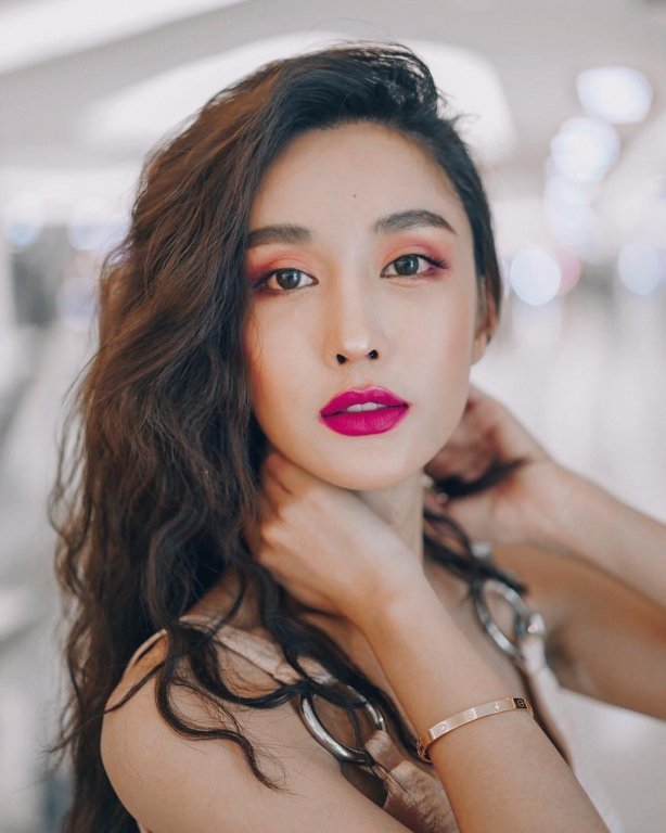 Soi mặt mộc của dàn mỹ nhân chuyển giới hot nhất Thái Lan: Nong Poy quá đỉnh, Yoshi đẹp tựa thiên thần đời thực - Ảnh 36. Soi mặt mộc của dàn mỹ nhân chuyển giới hot nhất Thái Lan: Nong Poy quá đỉnh, Yoshi đẹp tựa thiên thần đời thực
