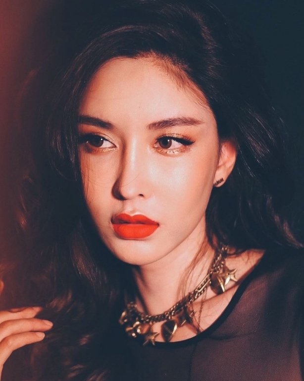 Soi mặt mộc của dàn mỹ nhân chuyển giới hot nhất Thái Lan: Nong Poy quá đỉnh, Yoshi đẹp tựa thiên thần đời thực - Ảnh 39. Soi mặt mộc của dàn mỹ nhân chuyển giới hot nhất Thái Lan: Nong Poy quá đỉnh, Yoshi đẹp tựa thiên thần đời thực