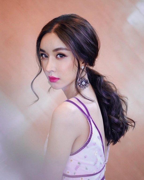 Soi mặt mộc của dàn mỹ nhân chuyển giới hot nhất Thái Lan: Nong Poy quá đỉnh, Yoshi đẹp tựa thiên thần đời thực - Ảnh 40. Soi mặt mộc của dàn mỹ nhân chuyển giới hot nhất Thái Lan: Nong Poy quá đỉnh, Yoshi đẹp tựa thiên thần đời thực
