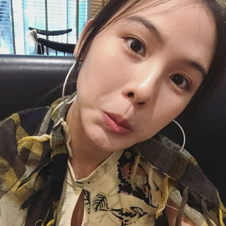 Soi mặt mộc của dàn mỹ nhân chuyển giới hot nhất Thái Lan: Nong Poy quá đỉnh, Yoshi đẹp tựa thiên thần đời thực - Ảnh 45. Soi mặt mộc của dàn mỹ nhân chuyển giới hot nhất Thái Lan: Nong Poy quá đỉnh, Yoshi đẹp tựa thiên thần đời thực