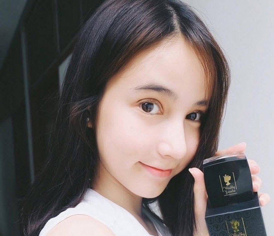 Soi mặt mộc của dàn mỹ nhân chuyển giới hot nhất Thái Lan: Nong Poy quá đỉnh, Yoshi đẹp tựa thiên thần đời thực - Ảnh 9. Soi mặt mộc của dàn mỹ nhân chuyển giới hot nhất Thái Lan: Nong Poy quá đỉnh, Yoshi đẹp tựa thiên thần đời thực