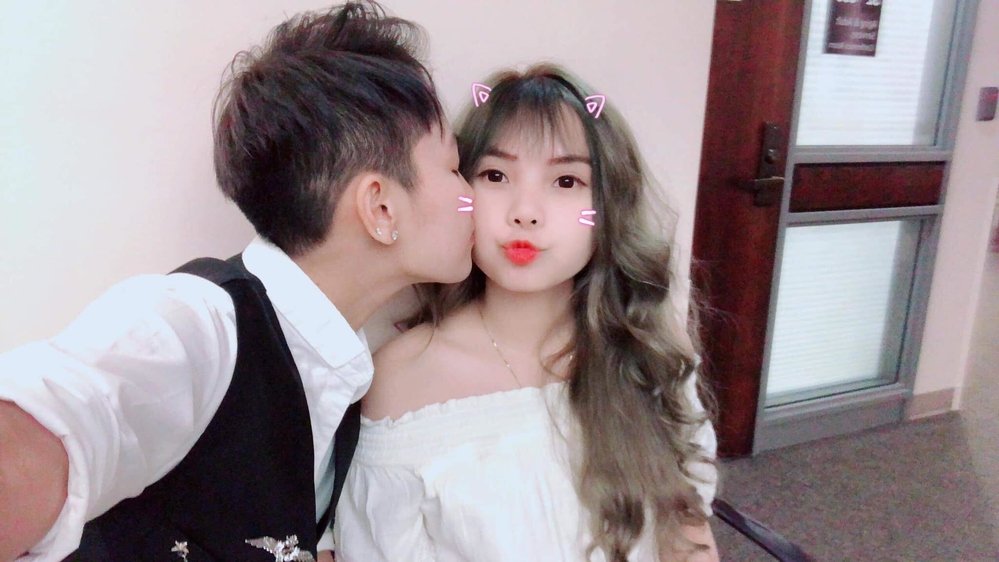 cap-vo-chong-lgbt-noi-tieng-mui-xu-di-bao-quyet-dinh-sinh-con-cdm-hao-huc-qua-ngot-da-den