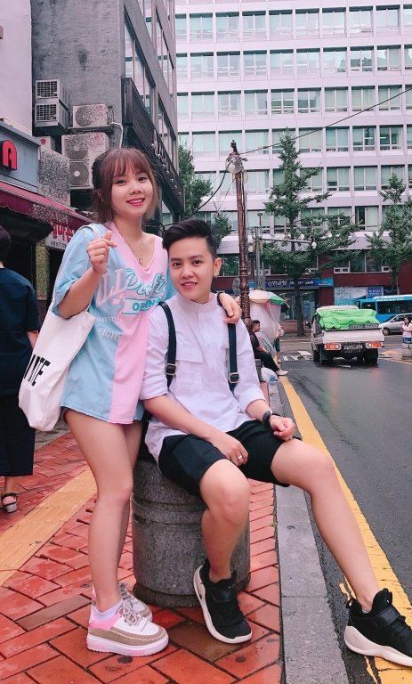 cap-vo-chong-lgbt-noi-tieng-mui-xu-di-bao-quyet-dinh-sinh-con-cdm-hao-huc-qua-ngot-da-den