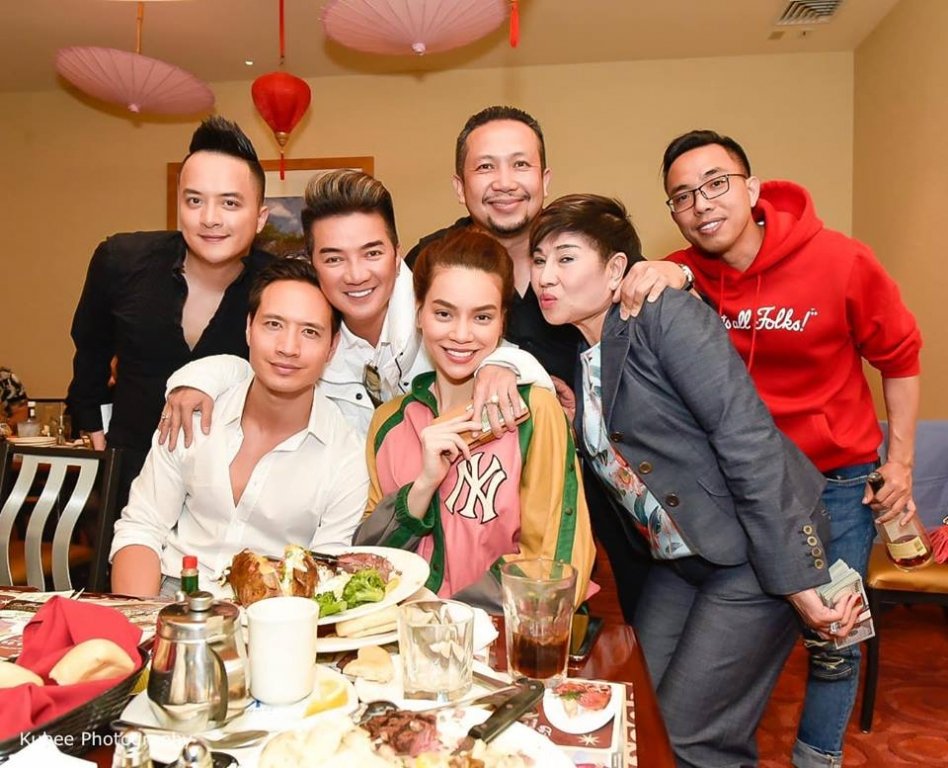sao-viet-hom-nay-ngoc-han-bi-nghi-ngo-sap-len-xe-hoa
