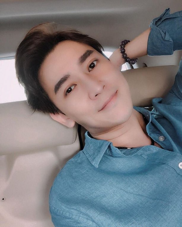 sao-viet-hom-nay-ngoc-han-bi-nghi-ngo-sap-len-xe-hoa