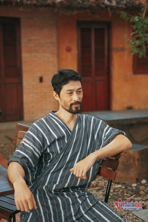 Johnny Trí Nguyễn: Không quan tâm ngoại hình, bên Nhung Kate không cần cưới