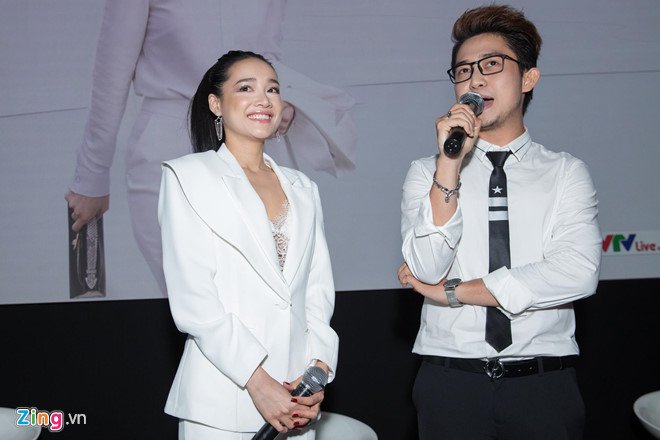 Nhã Phương xuất hiện rạng ngời sau 3 tháng sinh con gái đầu lòng
