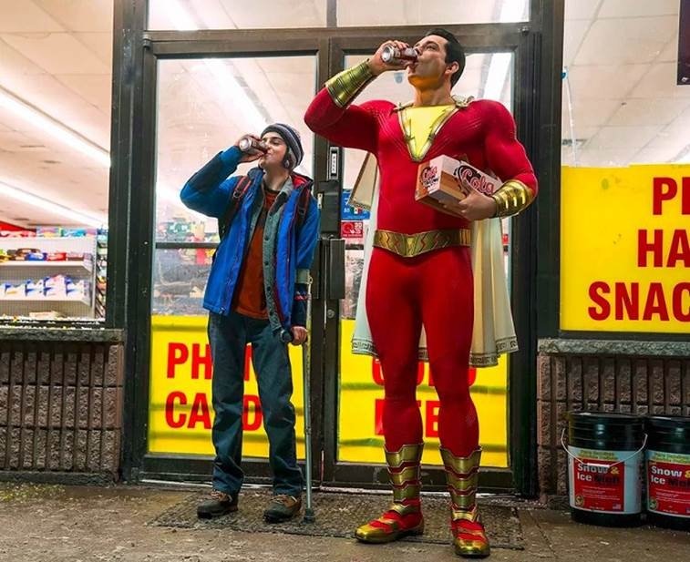 shazam-sieu-anh-hung-lay-loi-nhat-cua-vu-tru-dc