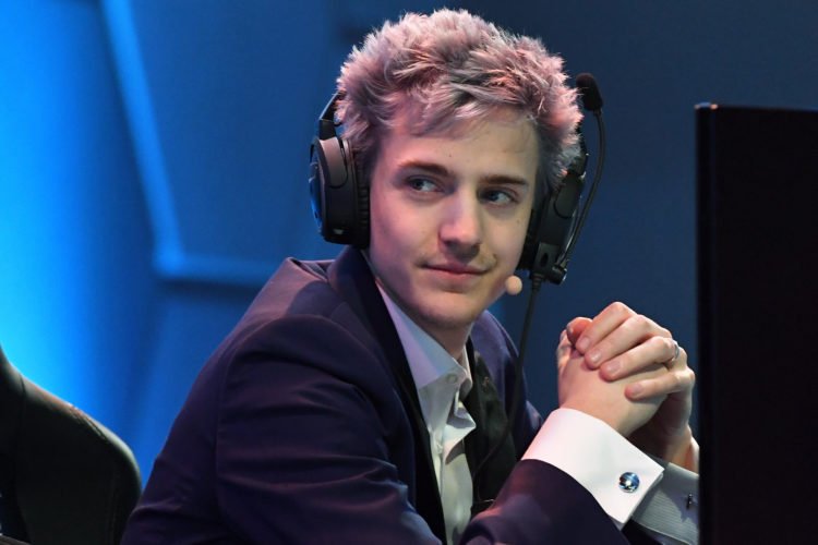 tyler-ninja-blevins-streamer-kiem-trieu-usd-moi-thang