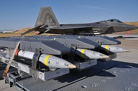 Israel đã dùng tiêm kích F-35I Adir đánh phá Aleppo