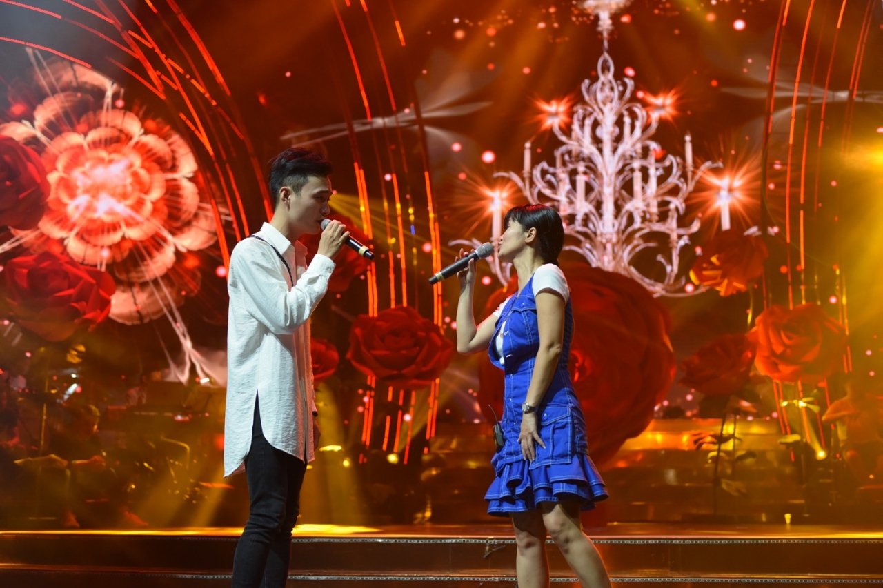 hong-nhung-khien-pham-anh-duy-rut-re-khi-lan-dau-duoc-tap-chuong-trinh-chung-than-tuong