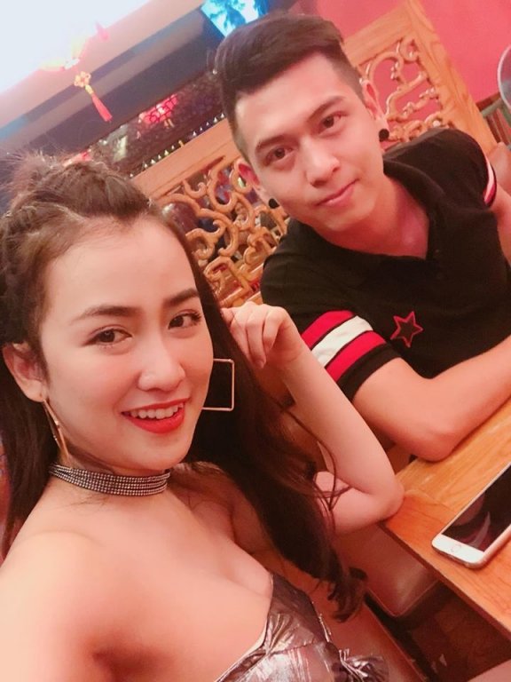 trang-moon-noi-that-moi-quan-he-voi-dj-le-thien