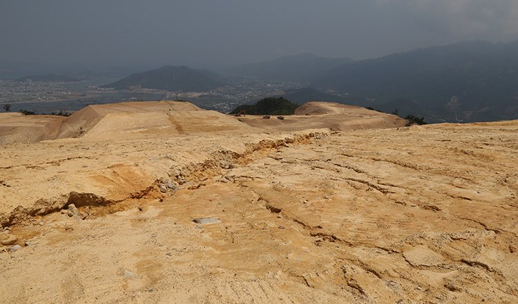 bam-nat-nui-de-xay-biet-thu-o-khanh-hoa