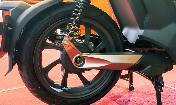 Honda-PCX-Electric-2019-4801-1554030474_680x0.jpg