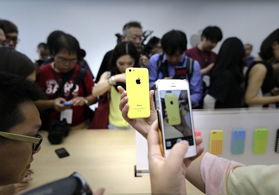apple-giam-gia-iphone-va-hang-loat-san-pham-tai-trung-quoc
