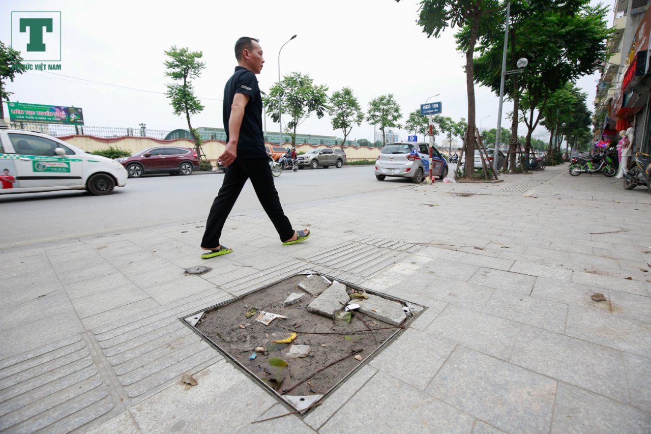 con-duong-lat-da-tu-nhien-o-ha-noi-nat-tuom-sau-it-nam-dua-vao-su-dung