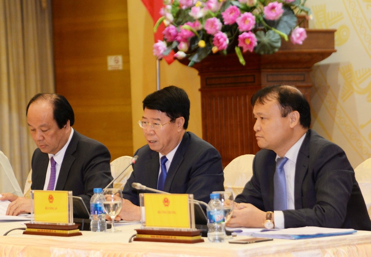 cong-khai-danh-tinh-thi-sinh-va-phu-huynh-vu-nang-diem-thi-thpt-thu-truong-bo-cong-an-len-tieng