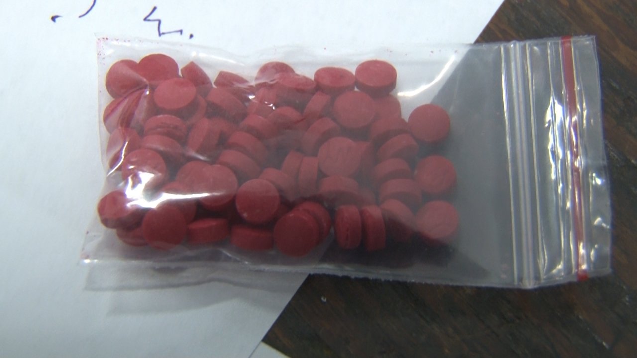 hue-tang-tru-trai-phep-hon-2000-vien-ma-tuy-mot-nguoi-bi-bat