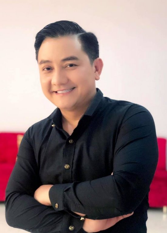 nghe-si-hai-anh-vu-qua-doi-o-tuoi-47-thang-ung-thu-nhung-khong-qua-cua-tu