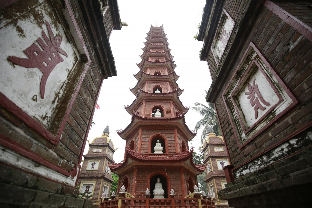 ve-dep-cua-ngoi-chua-co-nhat-ha-noi-vua-lot-vao-top-10-chua-dep-nhat-the-gioi