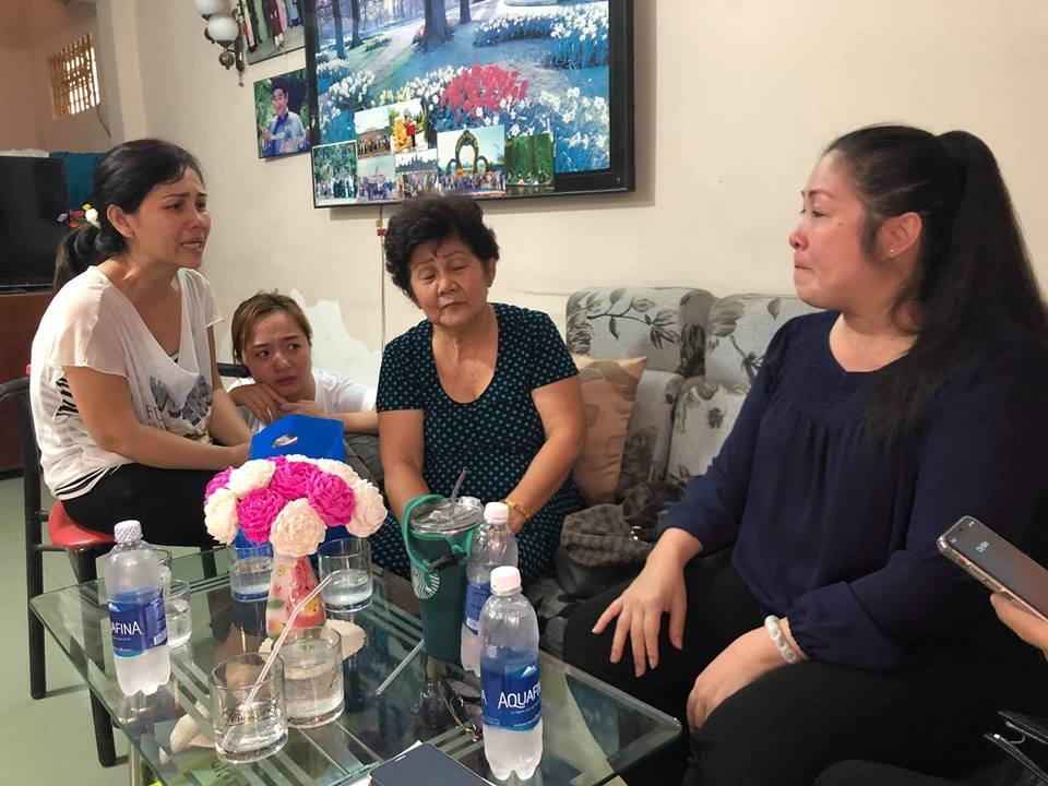nsnd-hong-van-den-nha-me-nghe-si-hai-anh-vu-trao-gan-700-trieu-dong