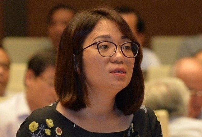 tu-vu-sam-so-be-gai-trong-thang-may-can-gi-de-bao-ve-tre-em-truoc-yeu-rau-xanh