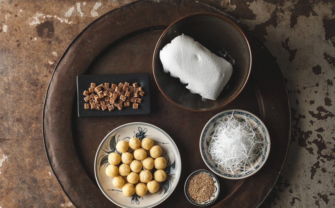 Cách làm bánh trôi bánh chay và nguyên liêu làm bánh. Ảnh minh họa
