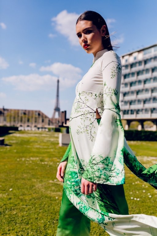 ntk-do-trinh-hoai-nam-gioi-thieu-bo-suu-tap-ao-dai-nhan-ky-niem-100-nam-ngay-hoi-nguoi-viet-nam-tai-phap