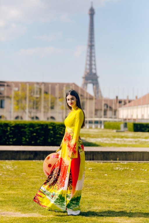 ntk-do-trinh-hoai-nam-gioi-thieu-bo-suu-tap-ao-dai-nhan-ky-niem-100-nam-ngay-hoi-nguoi-viet-nam-tai-phap