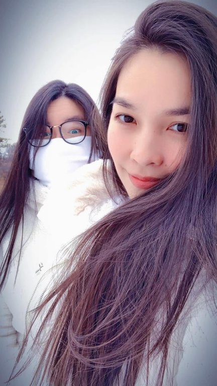 con-gai-bao-ve-hien-thuc-khi-me-bi-che-pha-nat-hinh-tuong