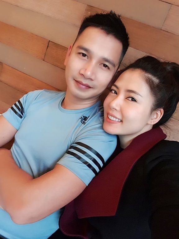 Ngọc Hiền khóc nhắc lại chuyện bị chém gần đứt rời chân ở thang máy