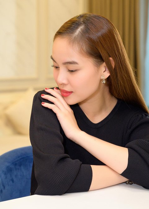 Giang Hồng Ngọc mua nhà 7 tỷ đồng do nhờ mẹ giữ tiền