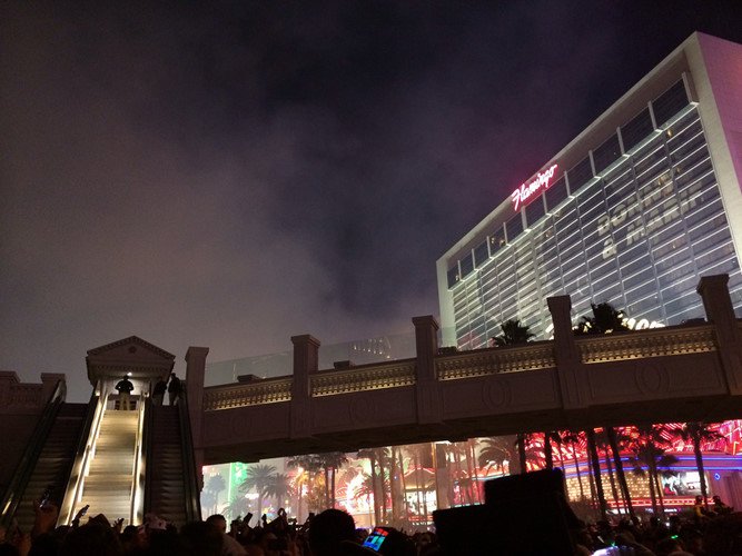 Rùng rợn khách sạn Flamingo bị hồn ma trùm mafia ám ở Las Vegas