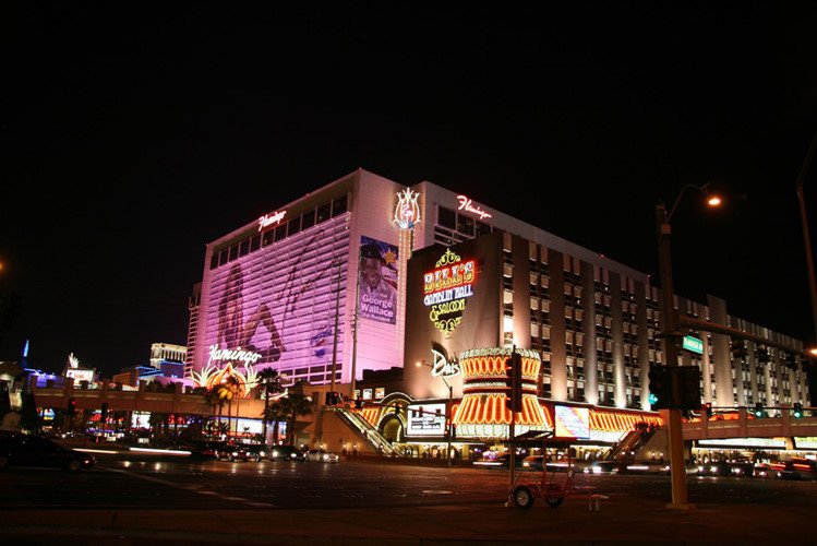 Rùng rợn khách sạn bị hồn ma trùm mafia ám ở Las Vegas - Hình 6 Rùng rợn khách sạn Flamingo bị hồn ma trùm mafia ám ở Las Vegas
