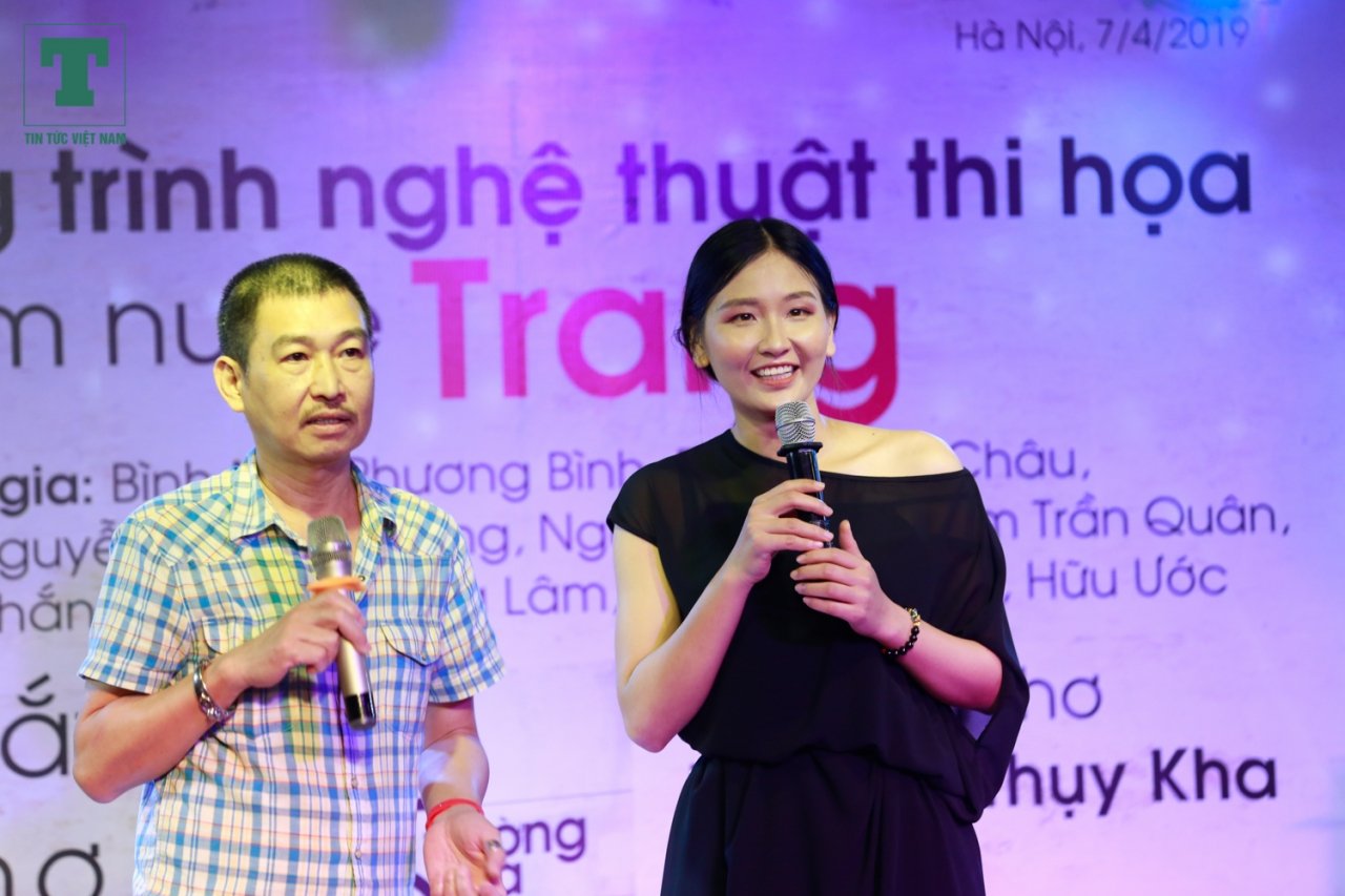 trien-lam-anh-nude-doc-dao-tai-ha-noi