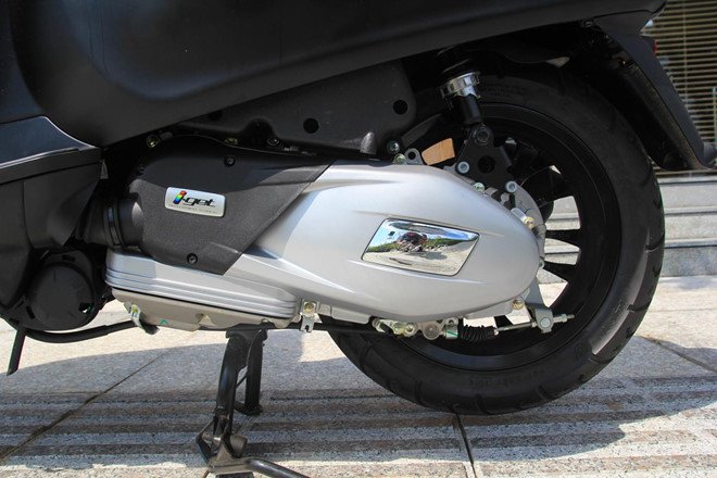 Những thói quen không tốt của phái đẹp khi sử dụng xe tay ga