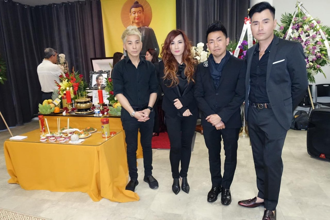 ty-phu-hoang-kieu-gui-30000-usd-o-le-vieng-nghe-si-hai-anh-vu