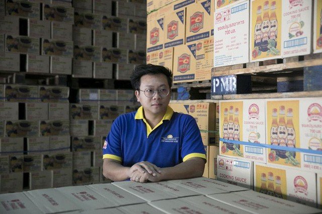 Vua tương ớt gốc Việt sở hữu thương hiệu số 1 tại Mỹ chuẩn bị nghênh chiến đối thủ đáng gờm đến từ Thái Lan